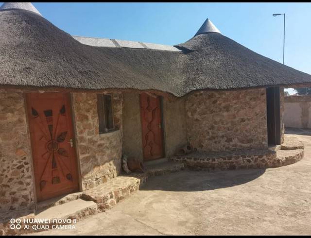 3 BEDROOM HOUSE FOR SALE IN SOSHANGUVE FF
